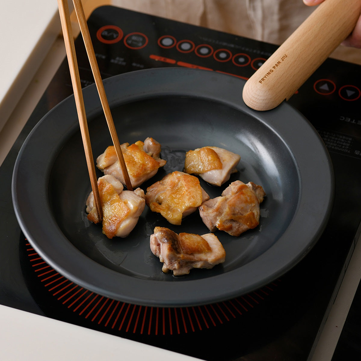 【暮らしをたのしむ、料理道具】<藤田金属>FRYING PAN JIU M ハンドルセット(ブナ)