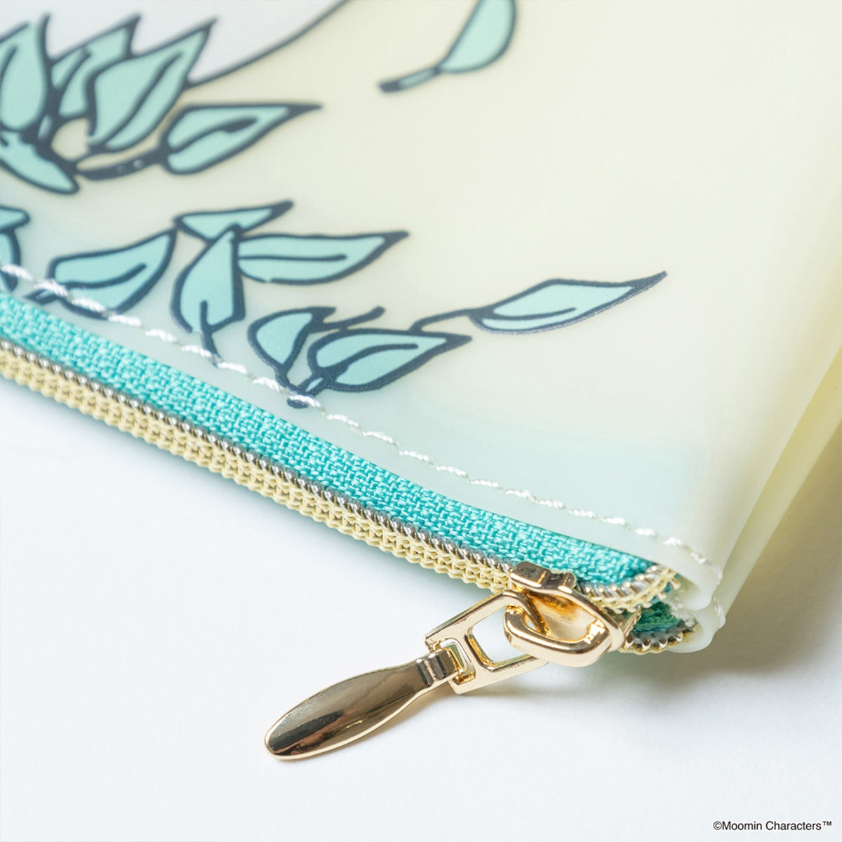 【キャラクターグッズ】MOOMIN ムーミン/COMIC MAT PVC フラットポーチ