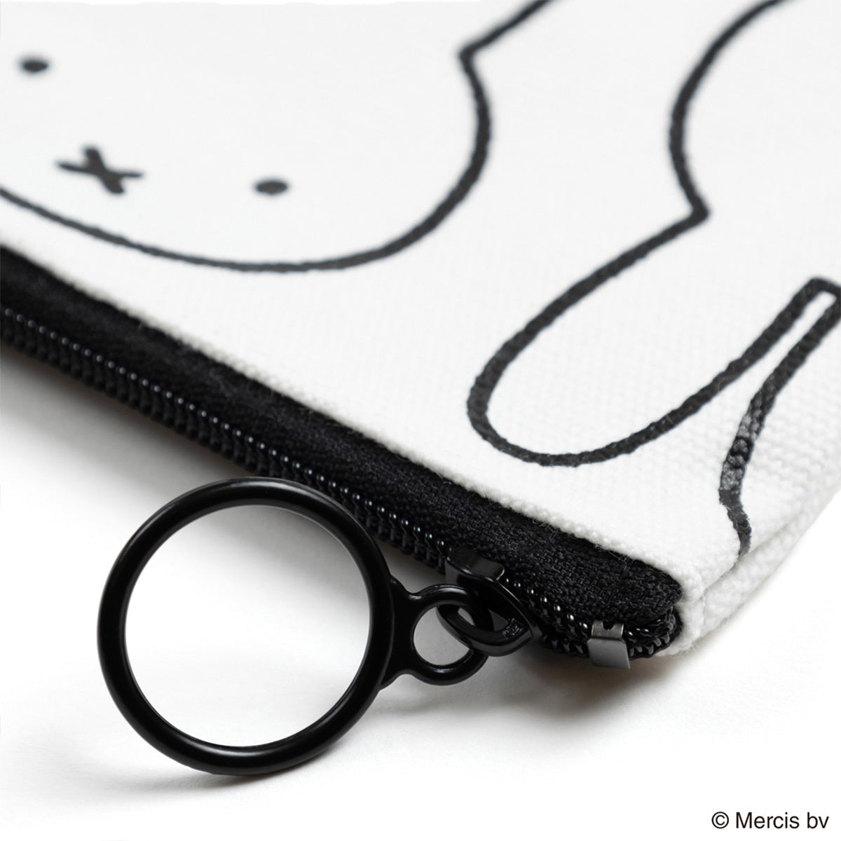 【キャラクターグッズ】MIFFY ミッフィー/MONOTONE フラットポーチ