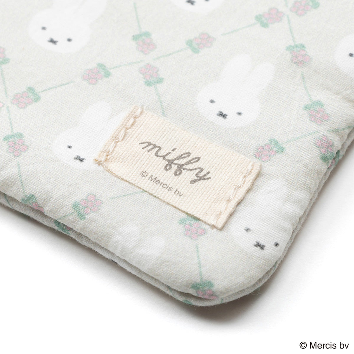 【キャラクターグッズ】MIFFY ミッフィー/QUILTING STYLE ミニフラットポーチ