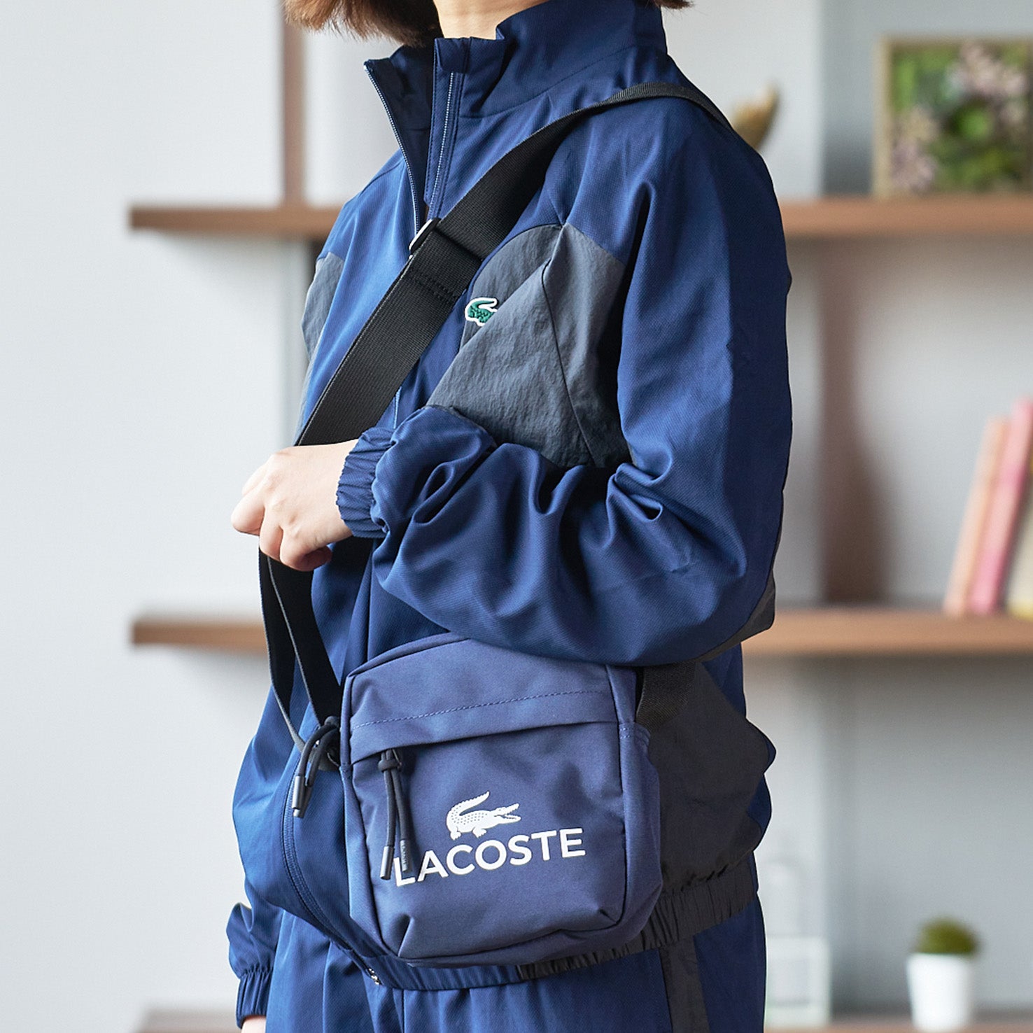 【ラコステ/LACOSTE】カメラバッグ