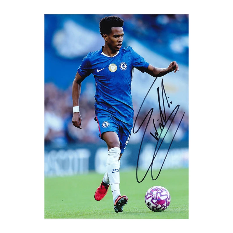 【メモラビリア】エステヴァン直筆サイン入りチェルシー25/26フォト特製フレーム (A4)