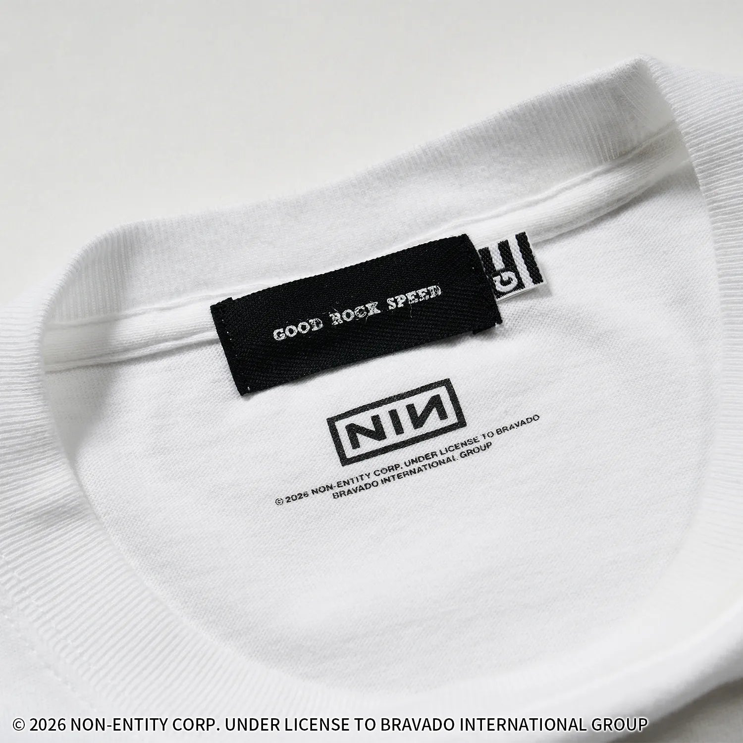 ナイン・インチ・ネイルズ(NINE INCH NAILS)ボックスロゴ Tシャツ 【グッドロックスピード/GOOD ROCK SPEED】