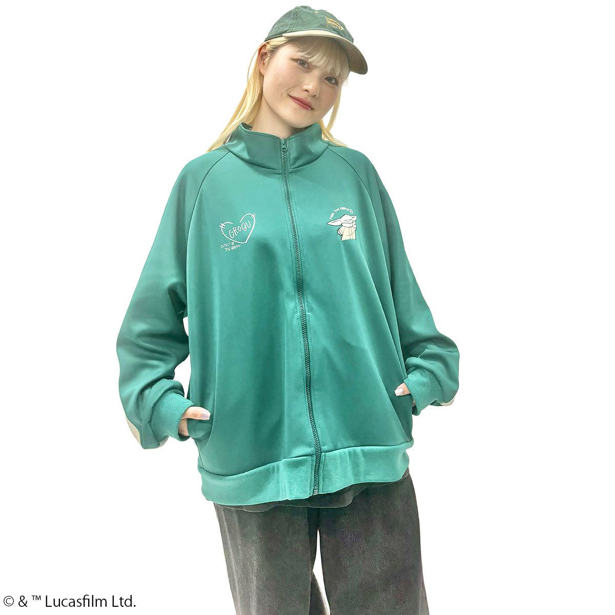 スター・ウォーズドラマ『マンダロリアン』グローグー トラックジャケット(PONEYCOMB TOKYO)