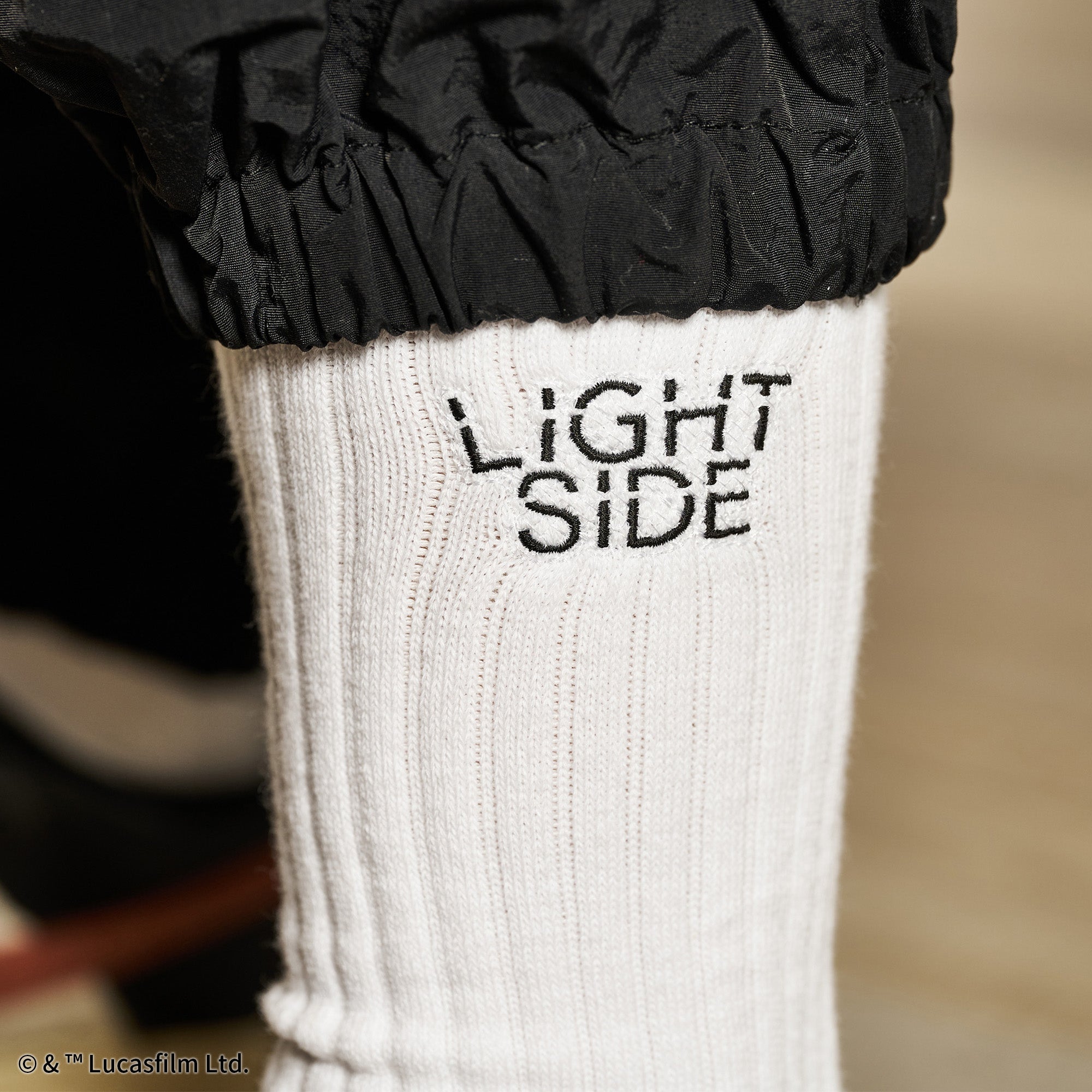 映画『スター・ウォーズ』 オリジナルソックス LIGHTSIDE&DARKSIDE