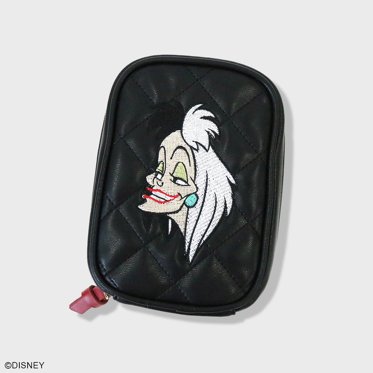 【ディズニー】ヴィランズ クルエラ キルティングフェイスポーチ