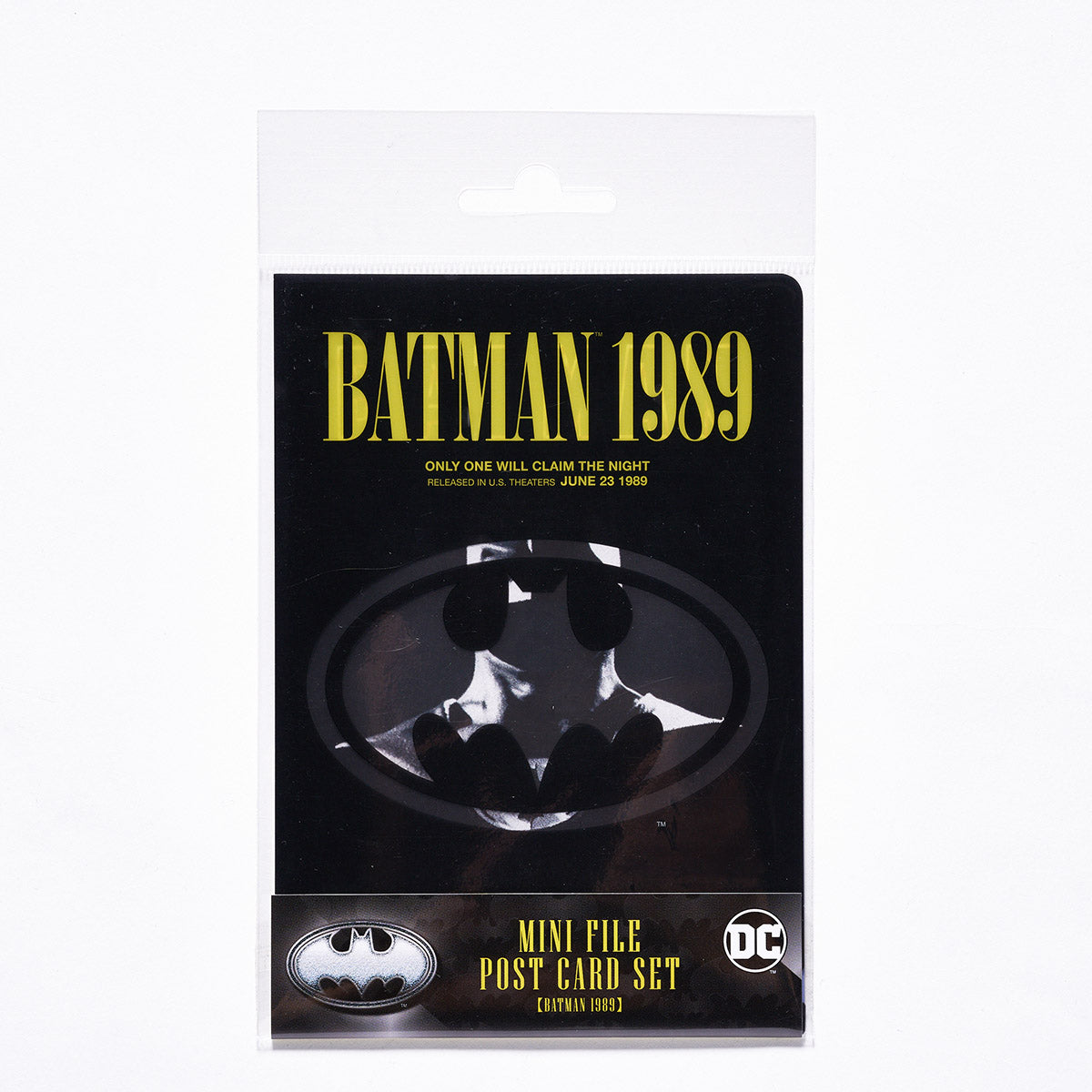 【DCコミックス】 映画 『バットマン』85周年 ミニファイル付きポスターカードセット(全8種セット)