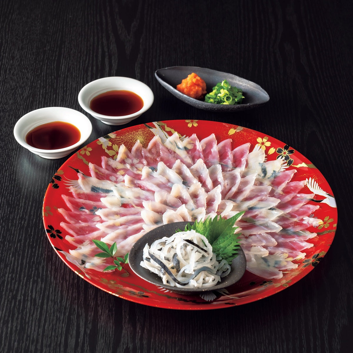 【関とら本店】 とらふぐ刺身セット