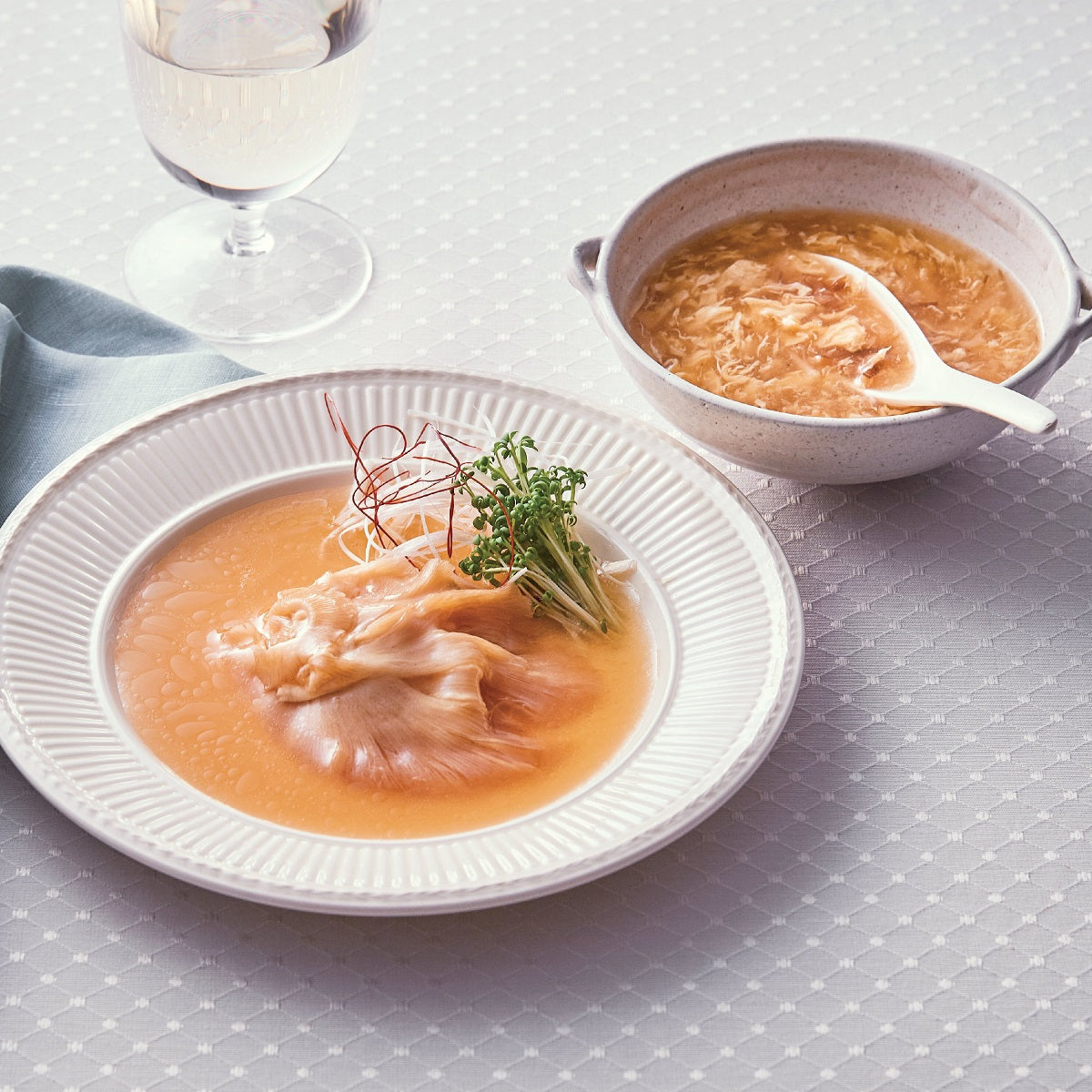 【石渡商店】 胸びれ姿煮・ふかひれスープ