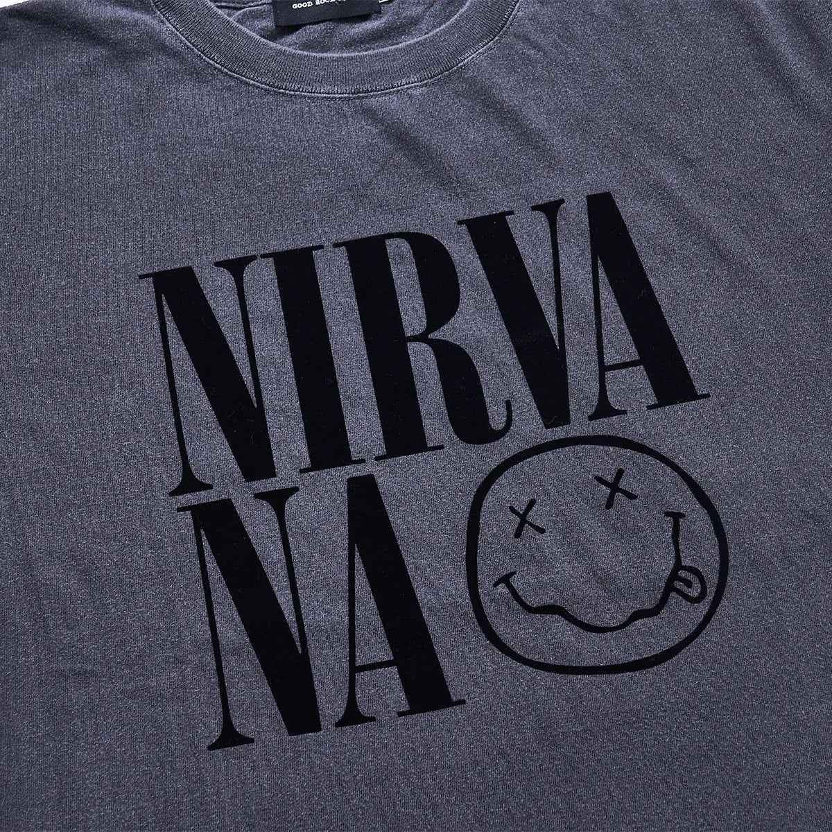 ニルヴァーナ(NIRVANA) Logo Graphic Tシャツ(グッドロックスピード/GOOD ROCK SPEED)