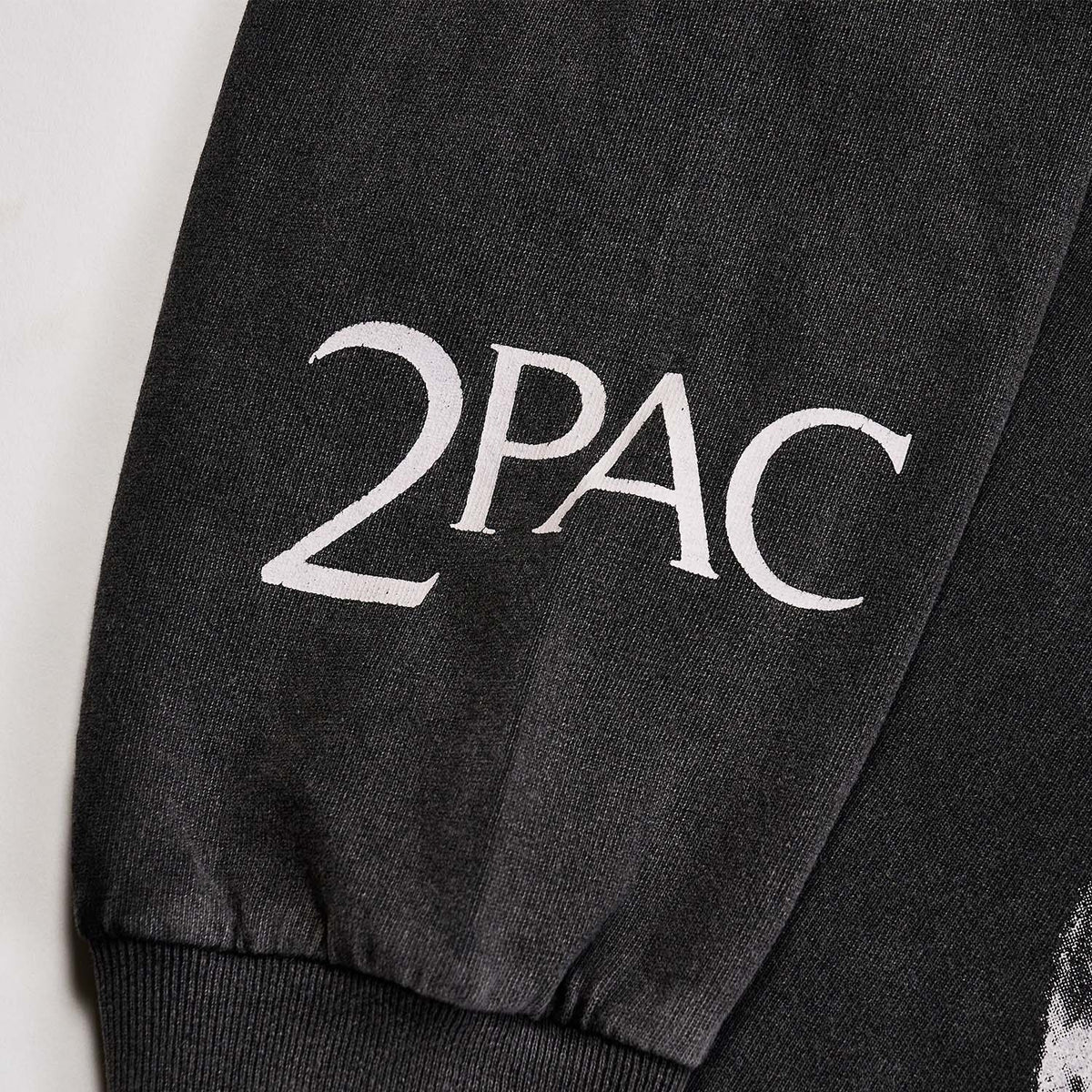 2PAC All Eyes On Me ロングスリーブTシャツ(U/MUSIC)