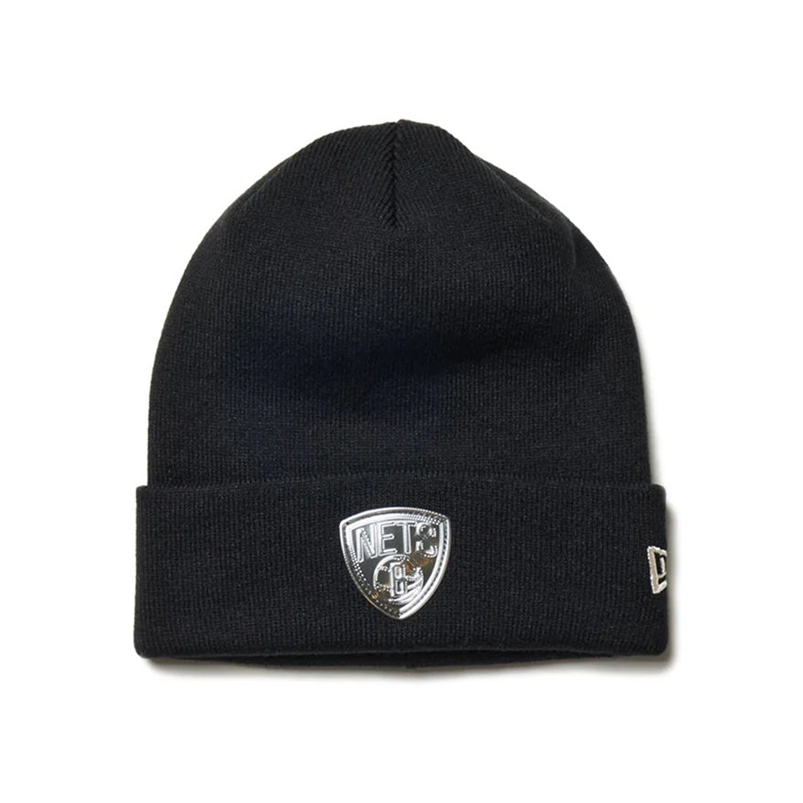 【NBA】NewEra ベーシック カフニット ブルックリン・ネッツ METALロゴ（NETS）