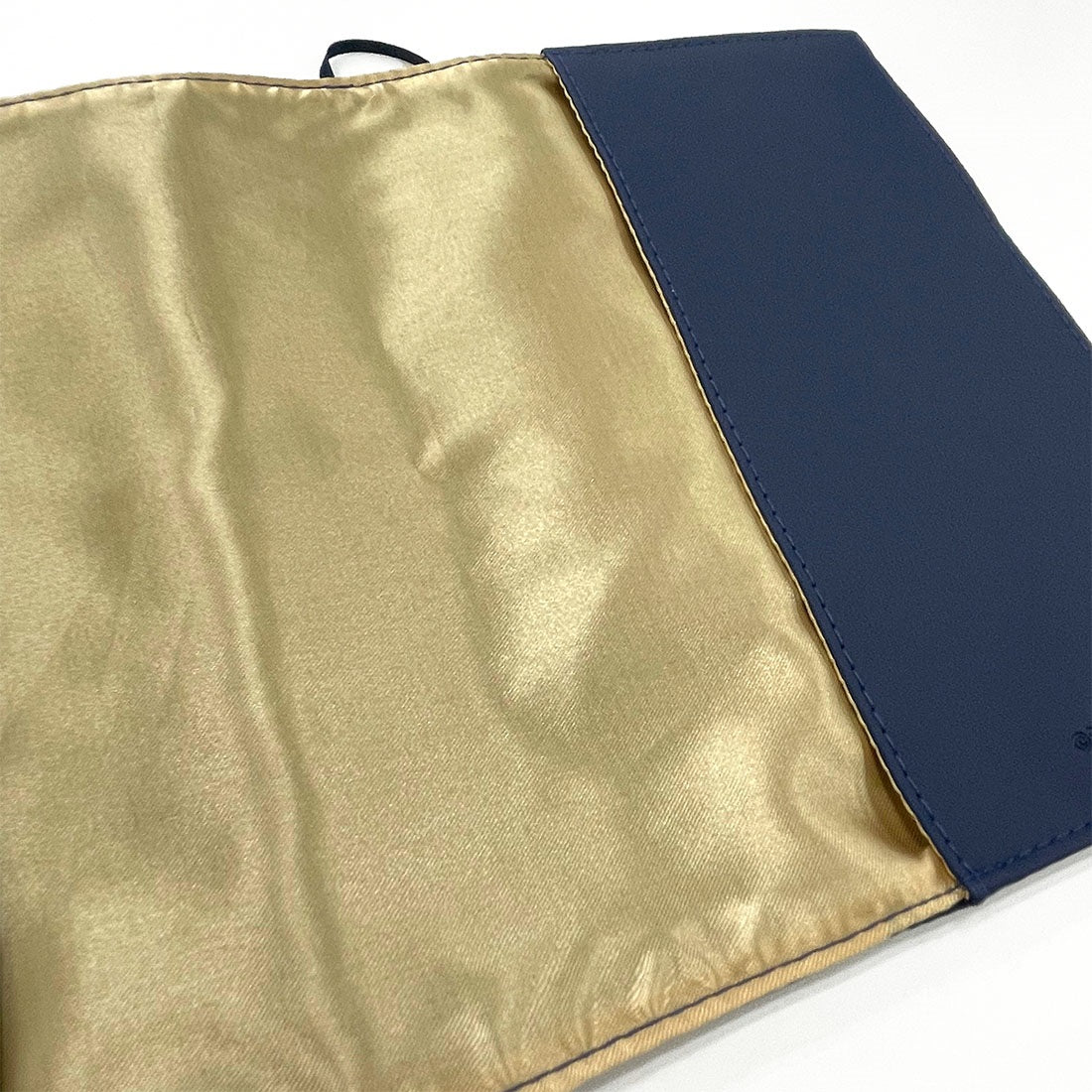 ドラマW／ドラマ版ゴールデンカムイ】オリジナルブックカバー | WOWOW