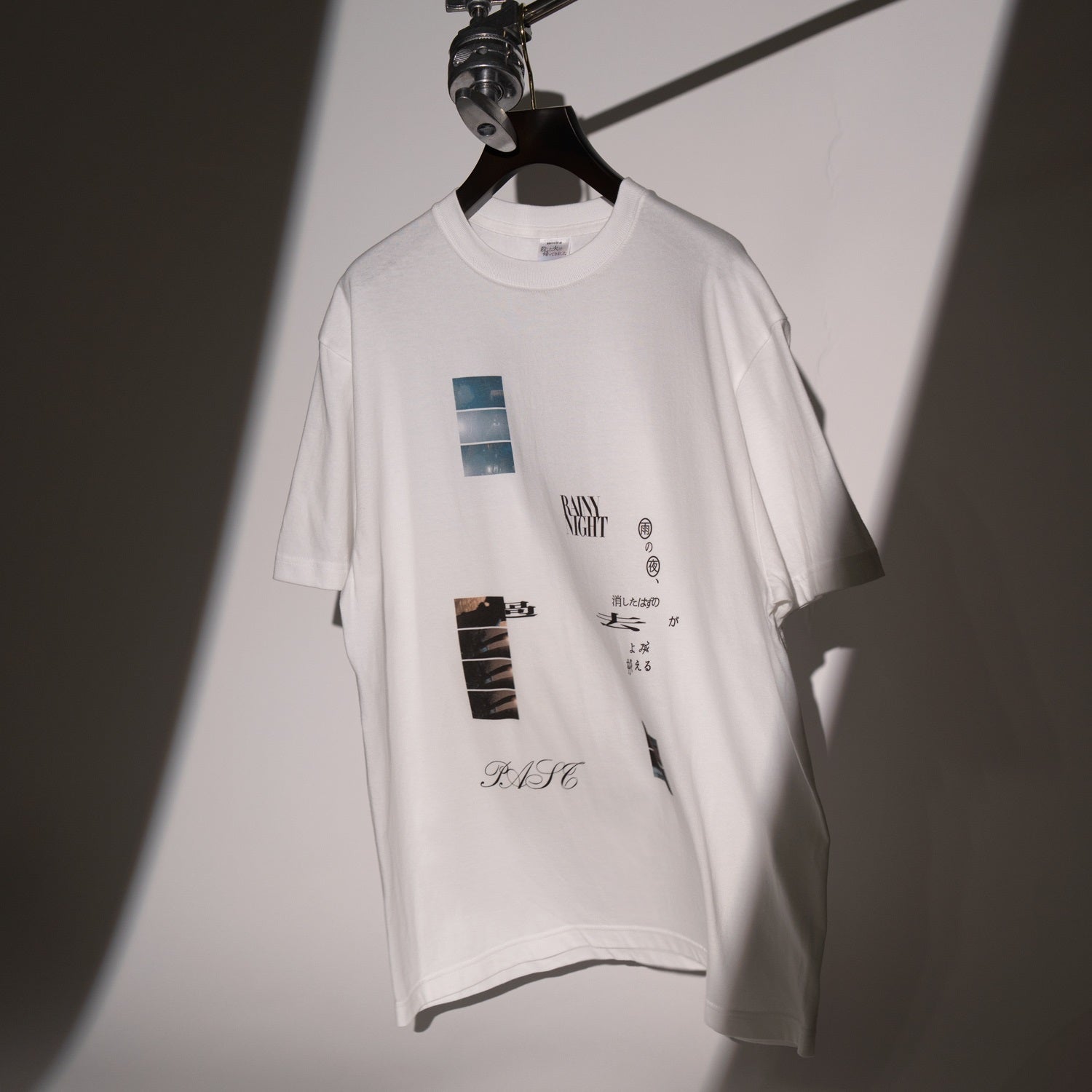 【ドラマW／殺した夫が帰ってきました】追憶のピース Tシャツ（ホワイト）