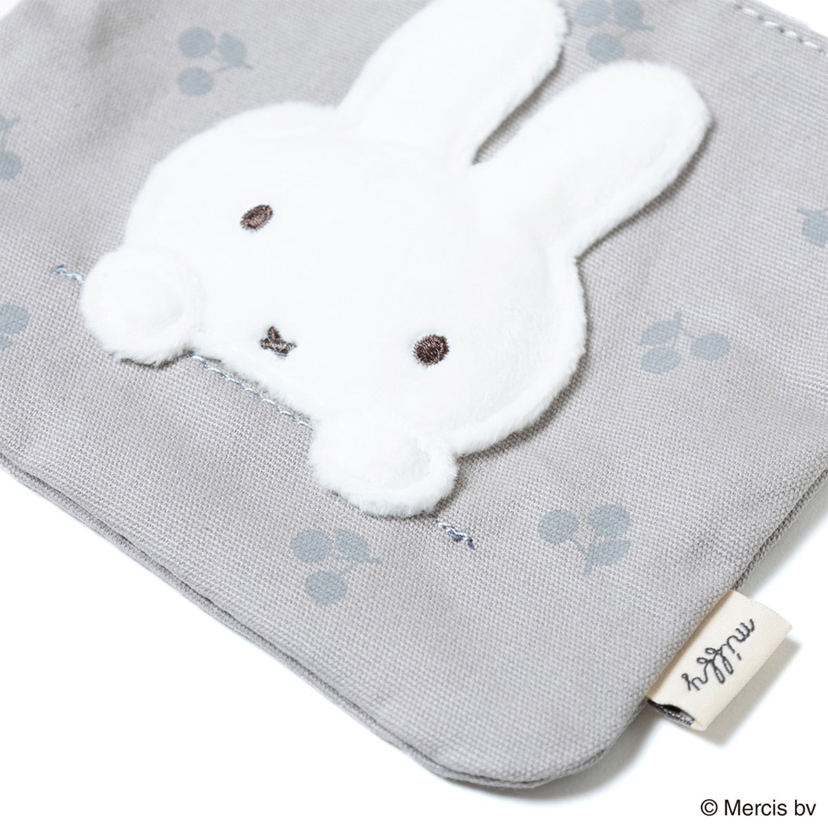キャラクターグッズ】MIFFY ミッフィー／CHERRY APPLIQUE ミニフラット