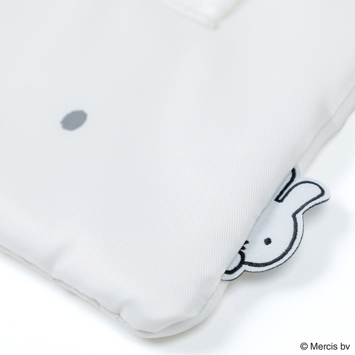 【キャラクターグッズ】MIFFY ミッフィー／BASIC FACE ミニフラットポーチ