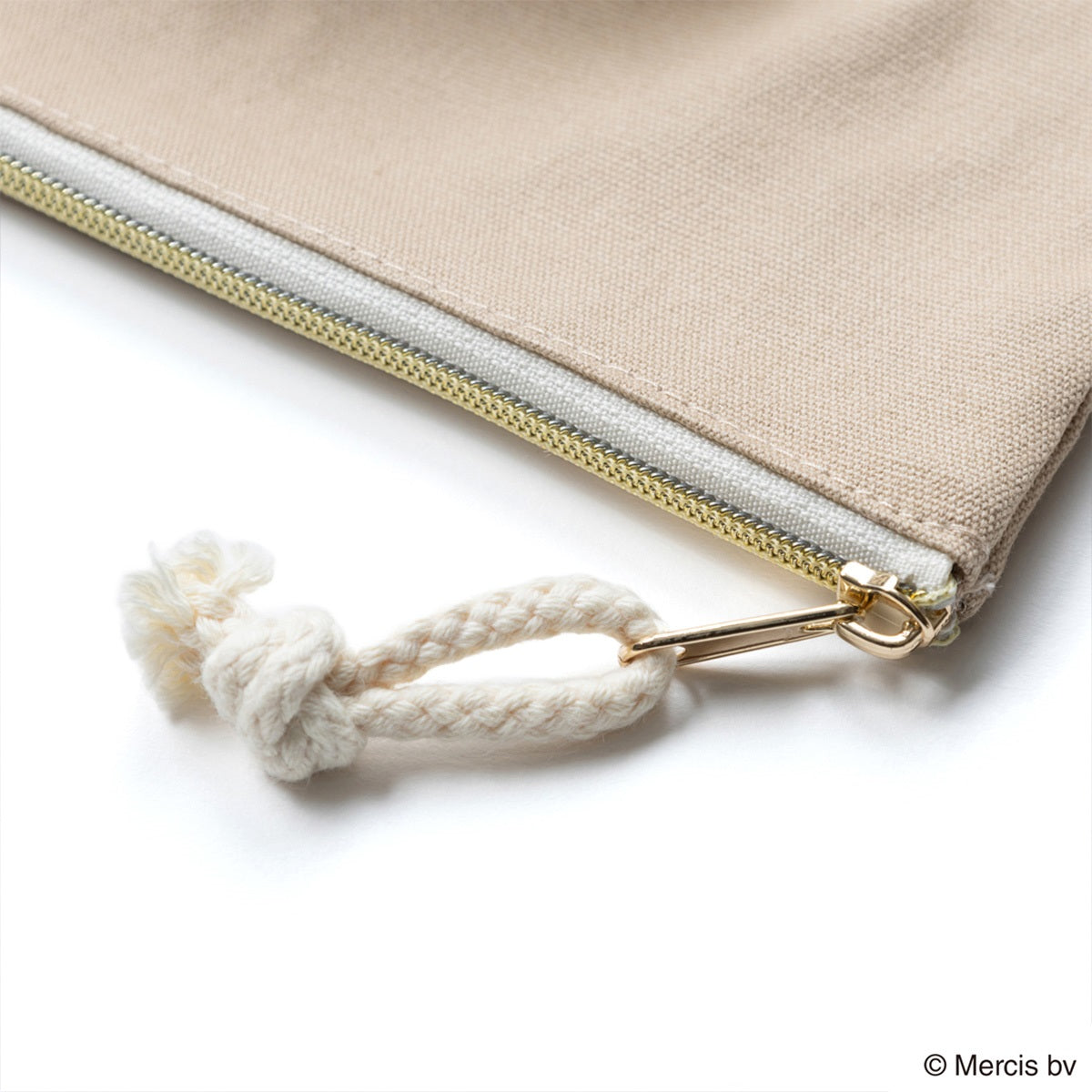 【キャラクターグッズ】BRUNA ブルーナ／MASCOT フラットポーチ