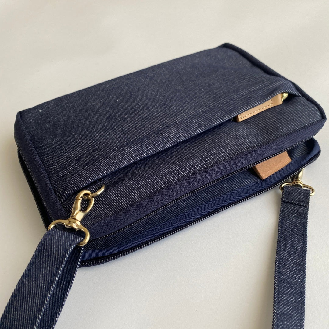 【ドラマと読書】読書グッズ　四六判 読むしかできないブックショルダー [2way]