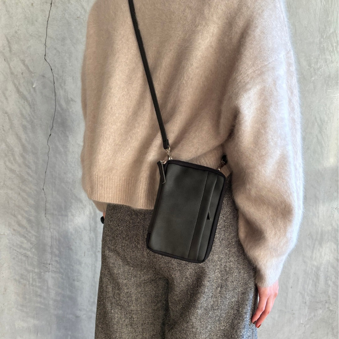 【ドラマと読書】読書グッズ　文庫判 読むしかできないブックショルダー [2way]