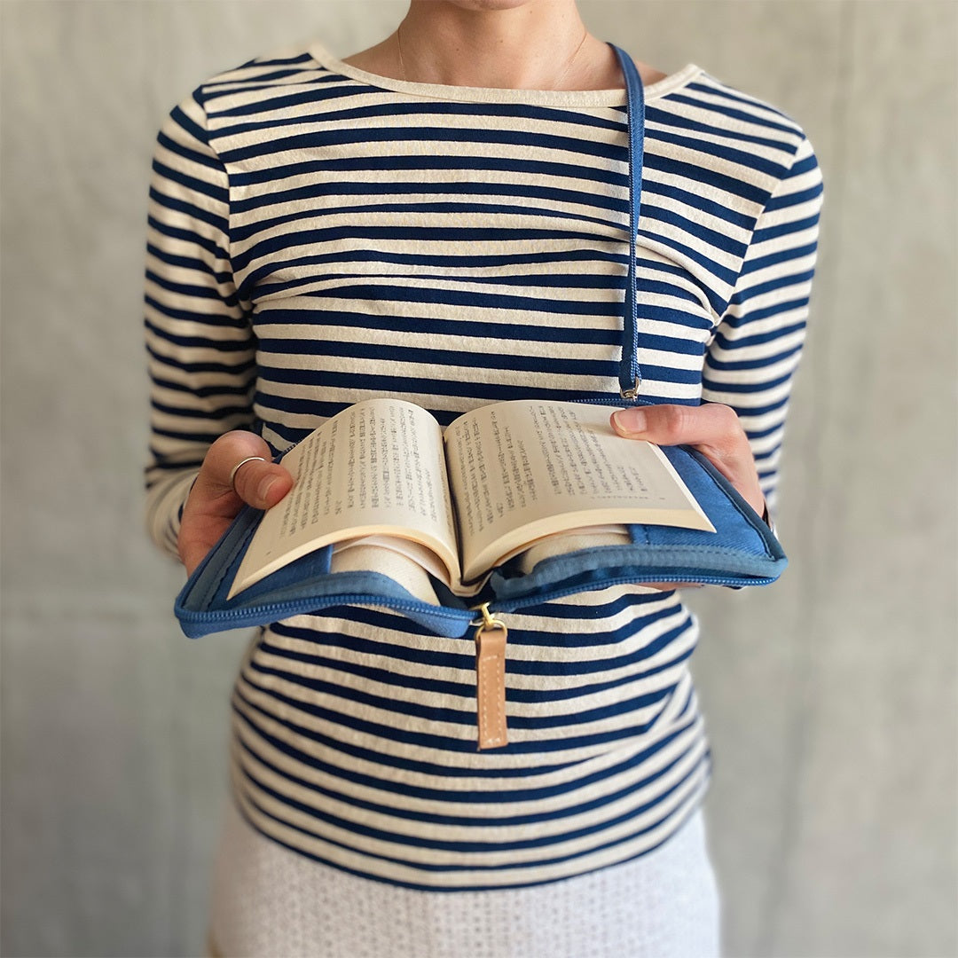 【ドラマと読書】読書グッズ　文庫判 読むしかできないブックショルダー [2way]