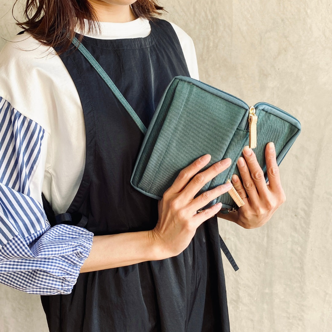 【ドラマと読書】読書グッズ　文庫判 読むしかできないブックショルダー [2way]