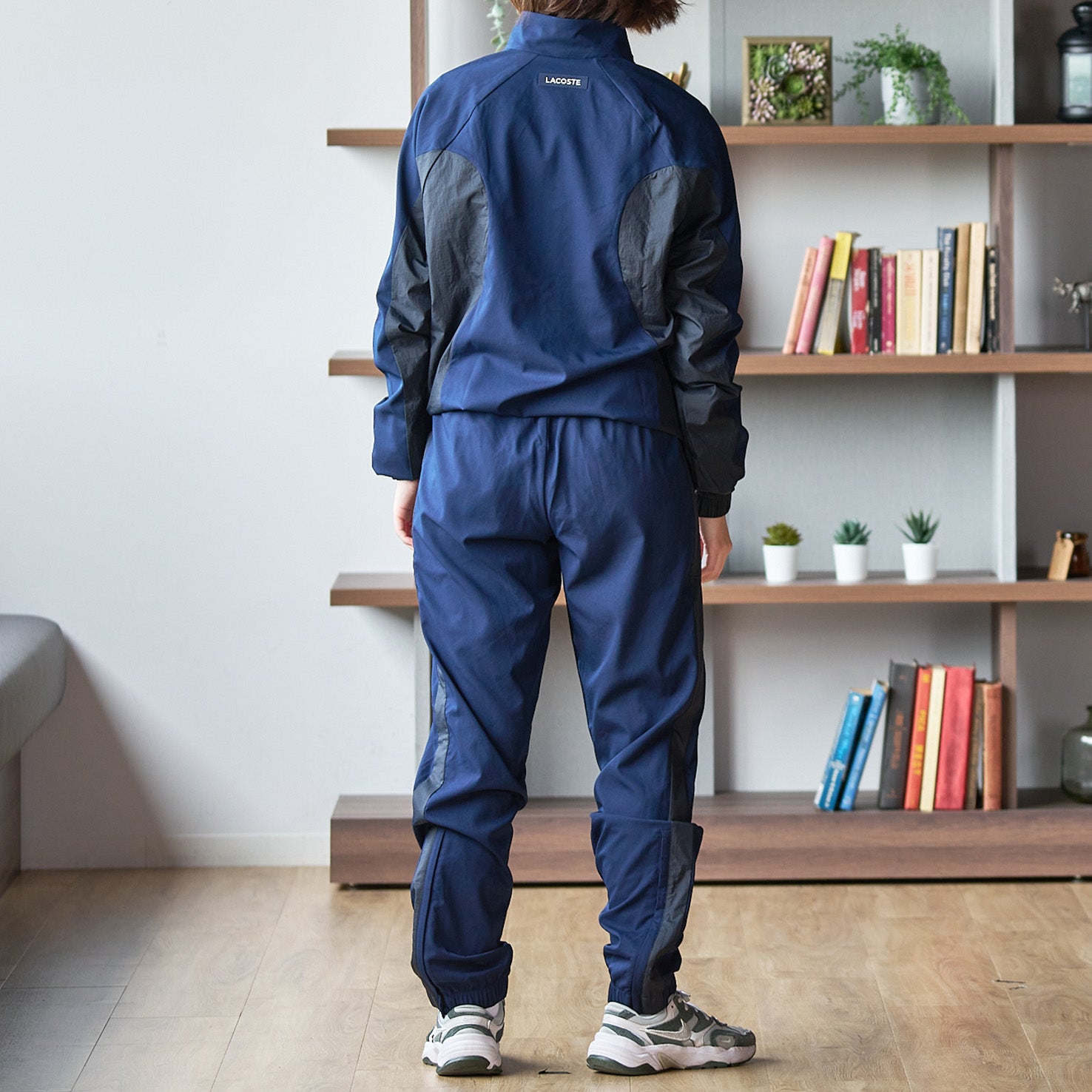 ラコステ/LACOSTE】撥水加工テニストラックスーツ | WOWOW百貨店