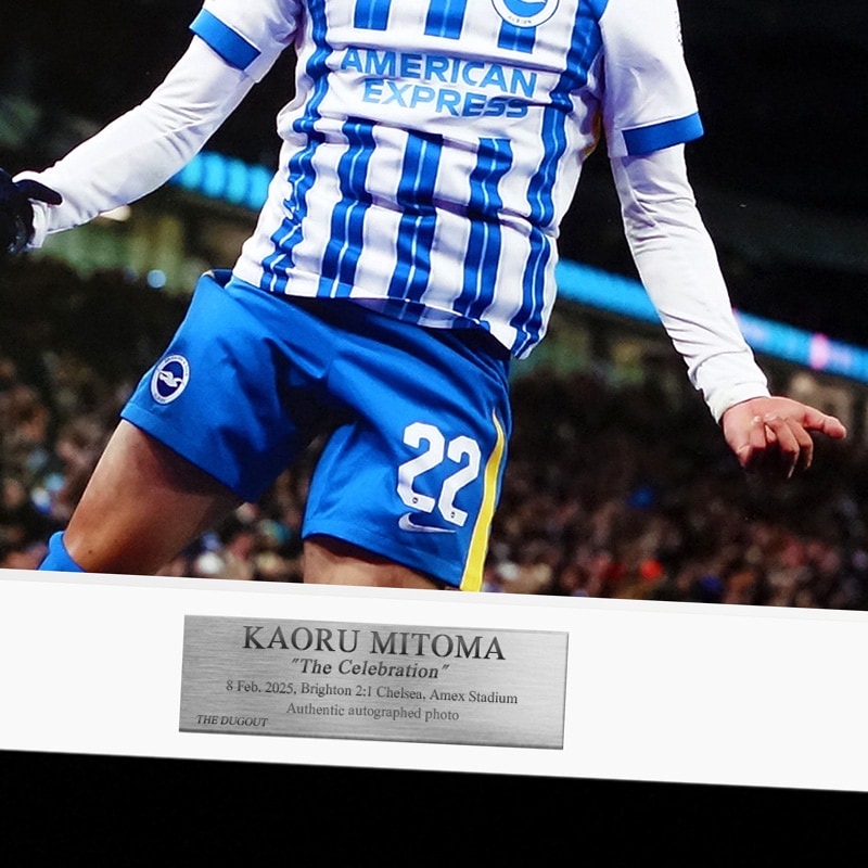 三笘薫 直筆サイン入ブライトン23/24フォト (セレブレーション) 三笘薫 直筆サイン入ブライトン23/24フォト特製フレーム (セレブ