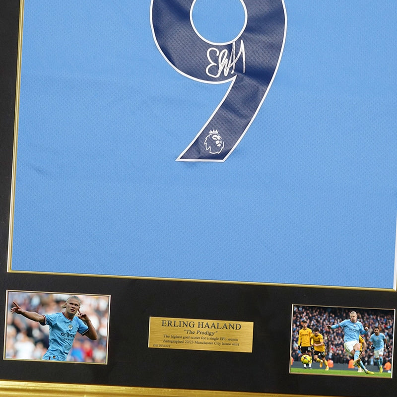 【メモラビリア】ハーランド直筆サイン入りマンチェスターシティ2022-23ホームサッカーユニフォーム特製フレーム