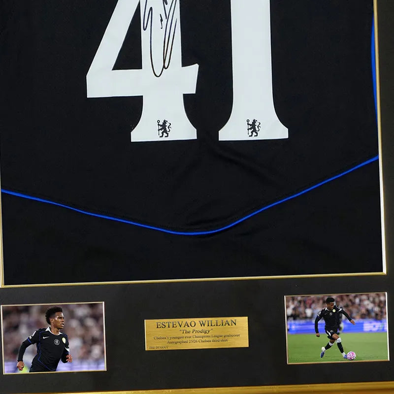 【メモラビリア】エステヴァン直筆サイン入りチェルシー25/26サードユニフォーム特製フレーム (カップ戦)