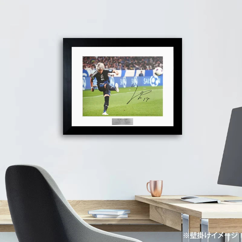【メモラビリア】伊東純也 直筆サイン入り日本代表2024フォト特製フレーム (クロス)
