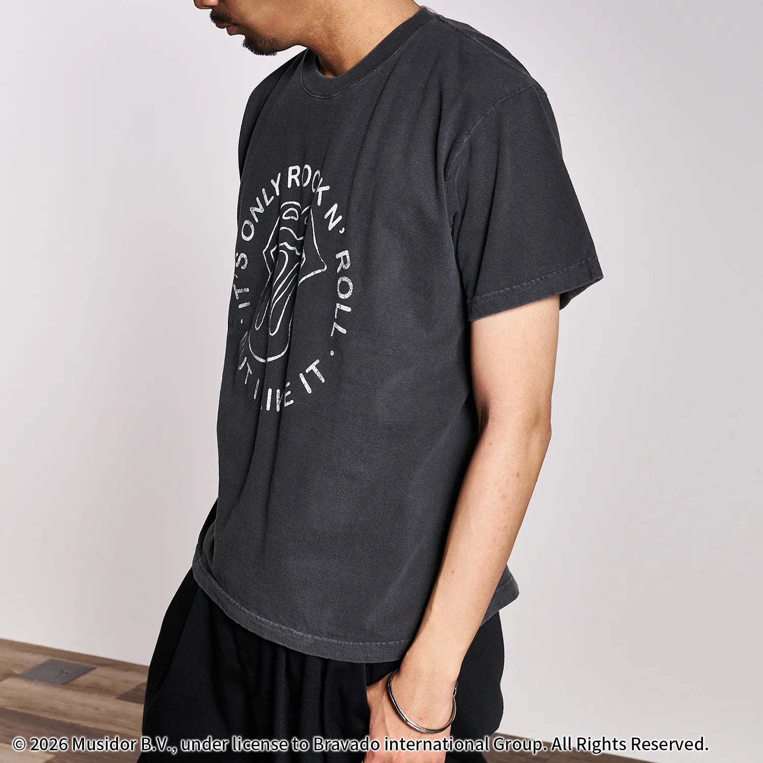 ザ・ローリング・ストーンズ(THE ROLLONG STONES)LIPS AND TPNGUE T ザ・ローリング・ストーンズ(THE ROLLONG STONES)LIPS AND TPNGUE T