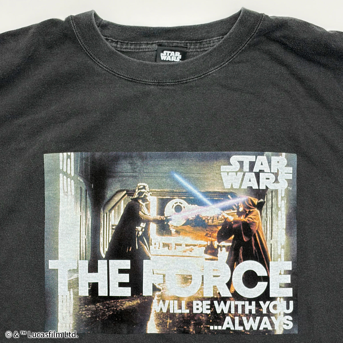 映画『スター・ウォーズ』 グラフィックTシャツ THE FORCE WILL BE