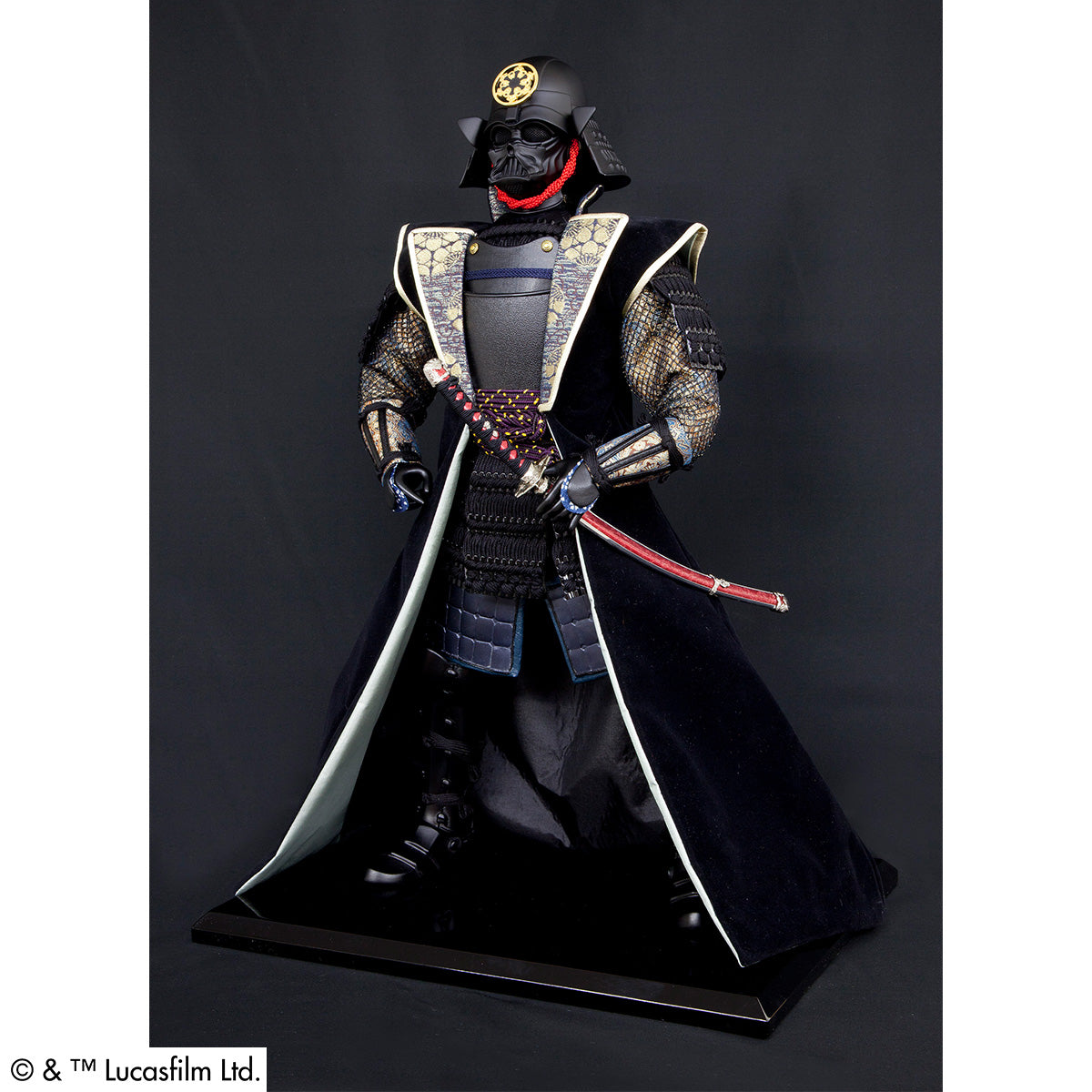 スター・ウォーズ ダース・ベイダー 甲冑 映画 『スター・ウォーズ』武者人形 ダース・ベイダー | WOWOW百貨店
