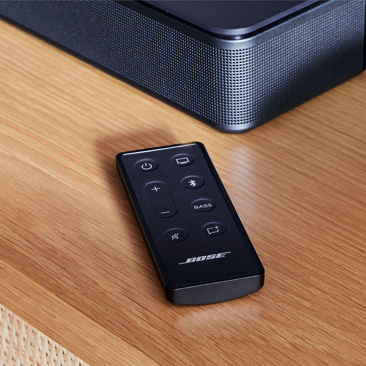 【ボーズ／Bose】 テレビスピーカー