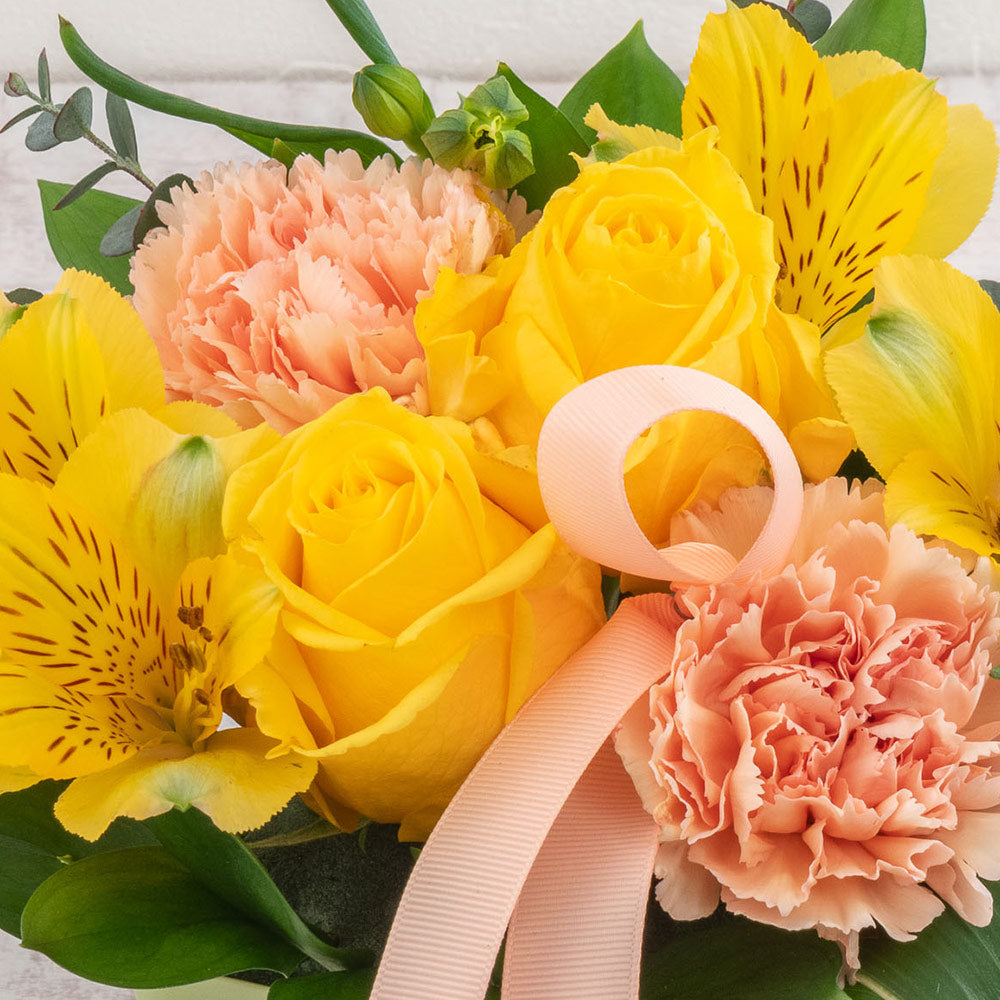 〈HIBIYAKADAN〉イエロー・オレンジ系アレンジメント（販売期限：2026/4/17（金）まで）