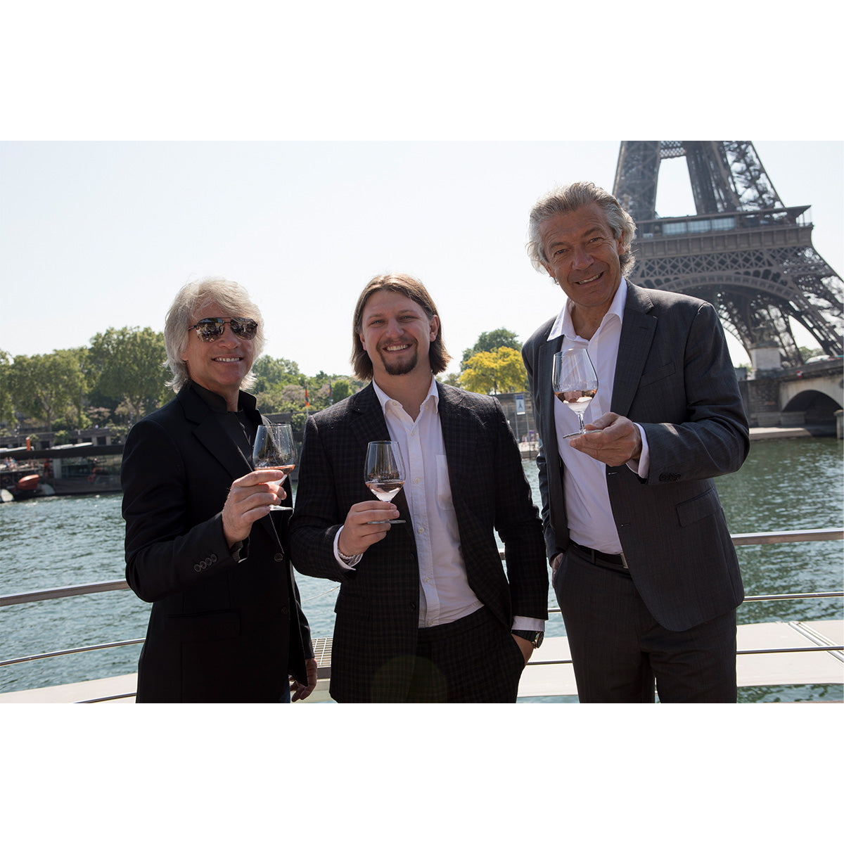 ダイビング・イントゥ・ハンプトン・ウォーター・ロゼ