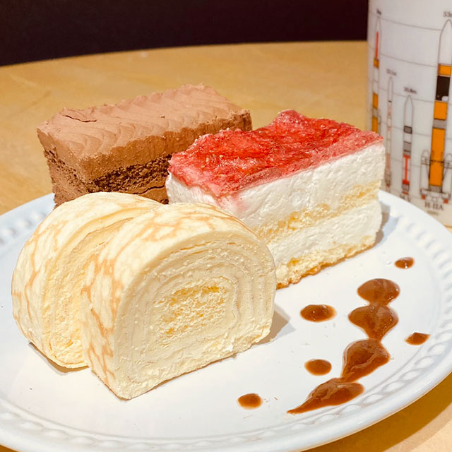 【宇宙グッズ】スペーススイーツ ミルクレープ -SpaceSweets-（購入期限：2026/3/2まで）