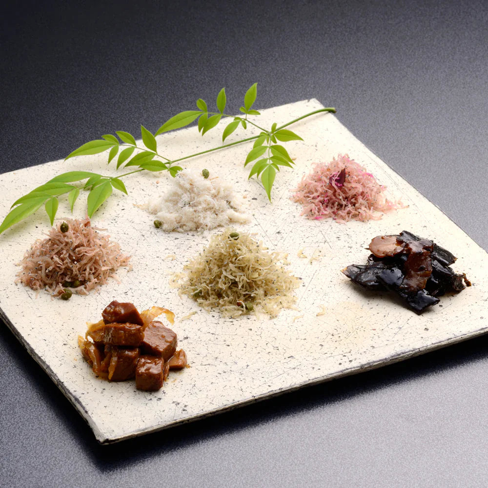 【下鴨茶寮】糺 「幸福」（ちりめん山椒、きんぴらまぐろ、松茸昆布、梅ちりめん、鯛そぼろ、しば漬けちりめん）