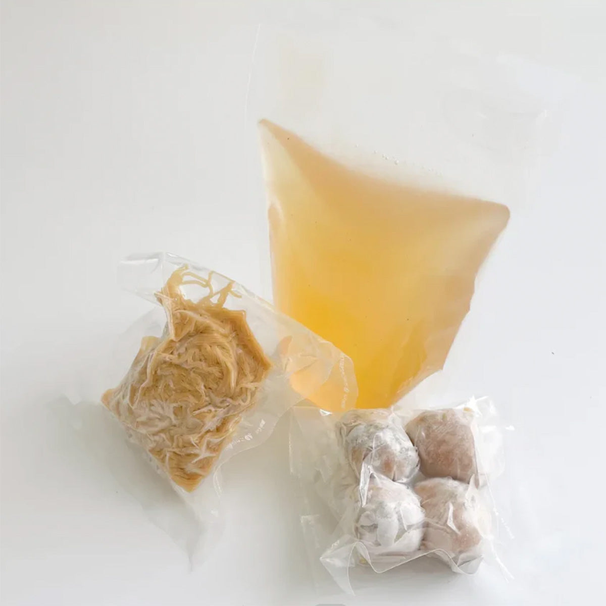 Frozen 香港文記雲呑麺 (ワンタンメン)  1人前セット Hong Kong Wonton Noodle｜中国物産展