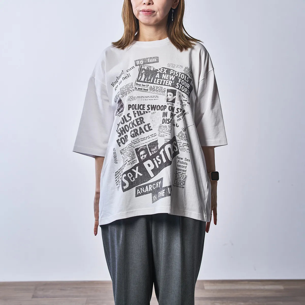 セックス・ピストルズ newspaper Tシャツ(ジョンブル/JOHNBULL)
