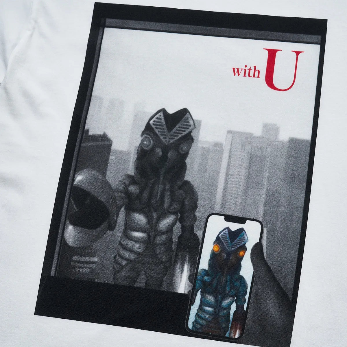 「ウルトラマンシリーズ」Tシャツ　バルタン星人がいる！