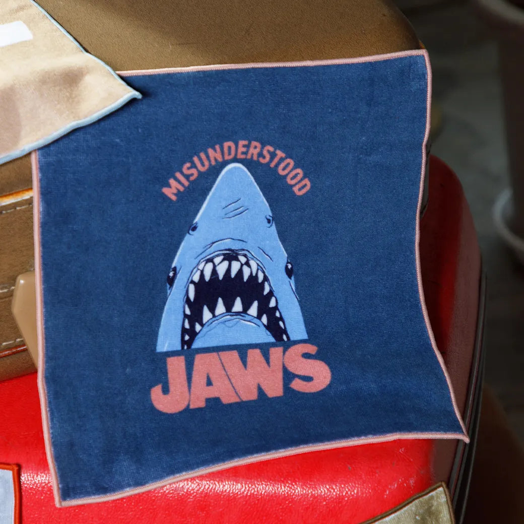 「JAWS」 ケース付きタオル