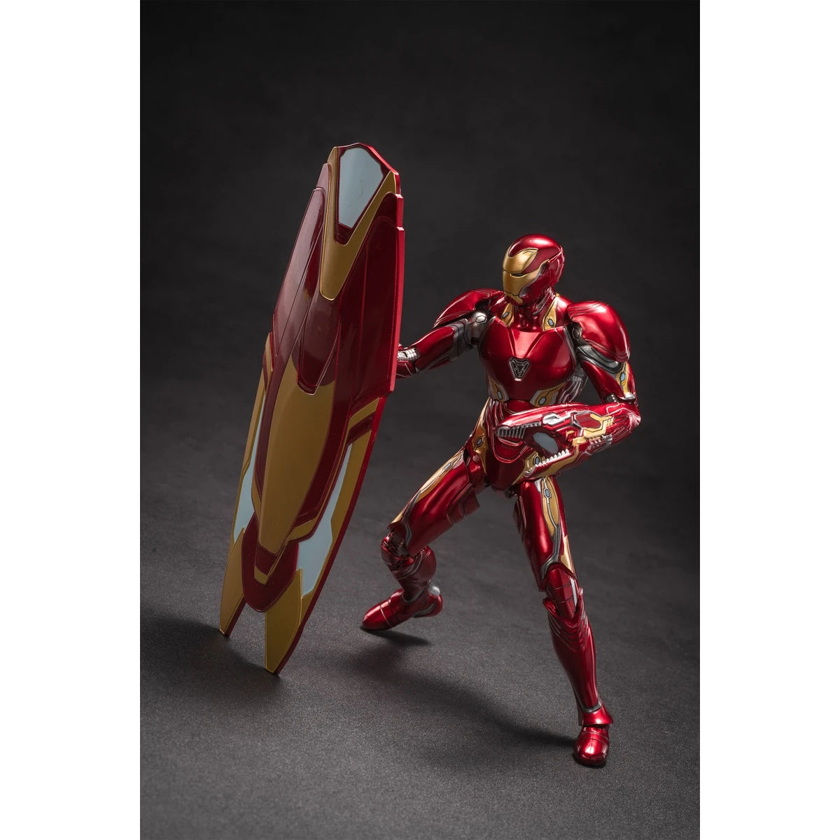 マーベル 映画「アベンジャーズ／インフィニティ・ウォー」アイアンマン MK50 豪華バージョン(Xシリーズ)