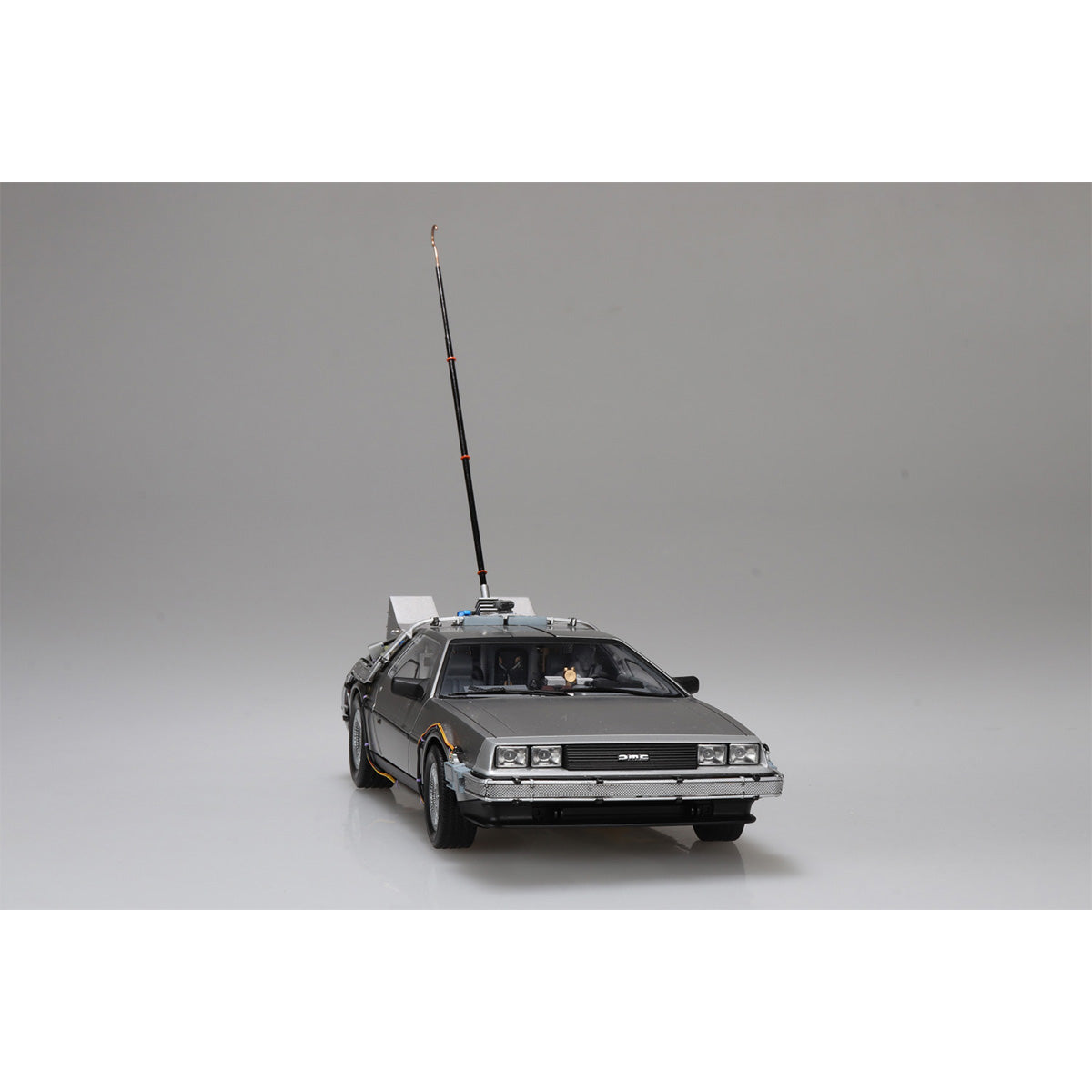 ムービーメカ No.BT-05 1/24 バック・トゥ・ザ・フューチャー PartⅠ タイムマシン フィギュア付き(プラモデル）